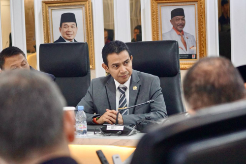 Selama Ramadhan Anggota DPR RI Hendry Munief Minta Pemerintah Mengoptimalisasi Sektor UMKM