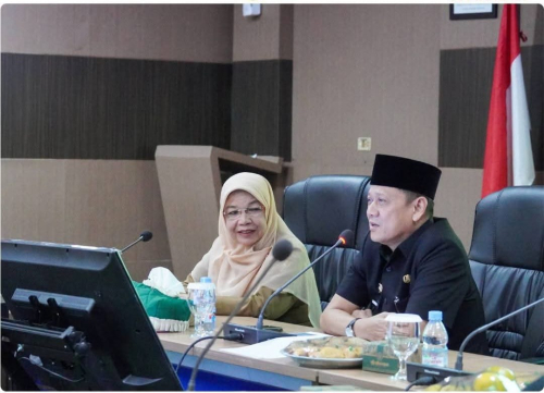 Sekda Kampar Hambali Pimpin Rapat Optimalisasi Penerimaan Pajak Daerah 2025