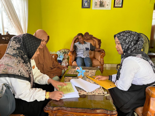 DPPKBP3A Kampar Dorong Kemandirian Ekonomi Keluarga Lewat Program UP2K di Desa Naumbai