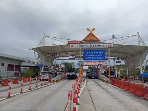 Libur Imlek, Volume Kendaraan di Tol Pekanbariu - XIII Koto Kampar Meningkat Signifikan