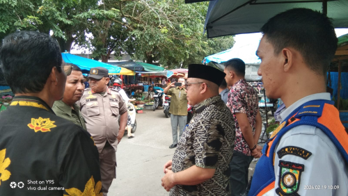 Plt Kasatpol PP Kampar Zulfikar Sepakat Parkir Jalan Dt Tabano Dipindahkan