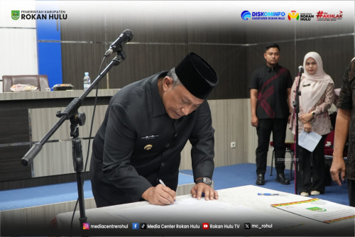 Bupati Lantik Pejabat Eselon di Rohul: Posisi Sekda Rohul Sementara Akan Ditunjuk PLH