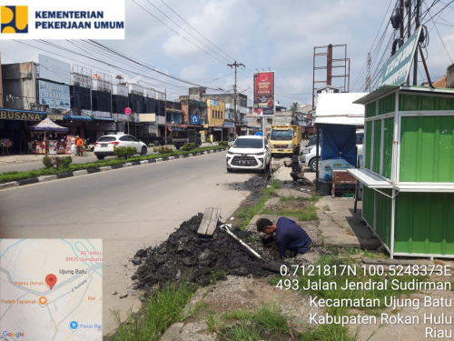 Normalisasi Drainase di Ujung Batu, Upaya PUPR Rokan Hulu Tekan Genangan Air