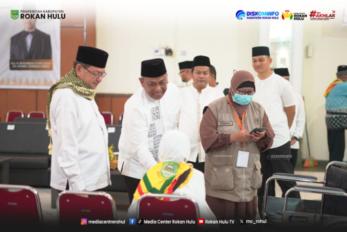 Suasana Penuh Haru Sambut 189 Dhuyufurrahman Rokan Hulu di Batam