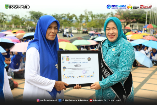 Peringati HUT ke-76 IGTKI-PGRI dan Hardiknas 2026, Sekda Rohul Tekankan Pentingnya Peran Guru TK Sebagai Pondasi Pendidikan