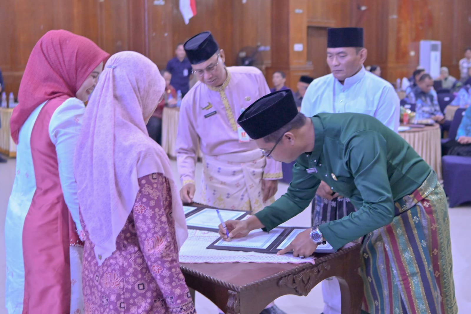 Wabup Rohil Hadiri Sertijab Kepala BPOM di Dumai