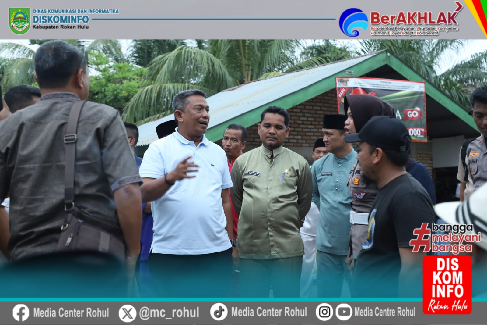 Bupati dan Wakil Bupati Rohul Tinjau Jalan Alternatif Jembatan Gantung Lubuk Bendahara
