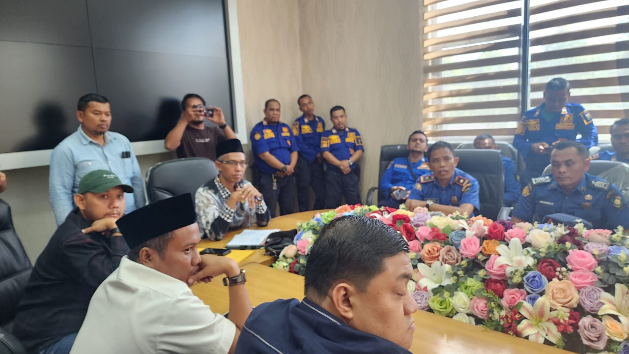 RDP Komisi I DPRD Kampar dan Damkar berlangsung Panas