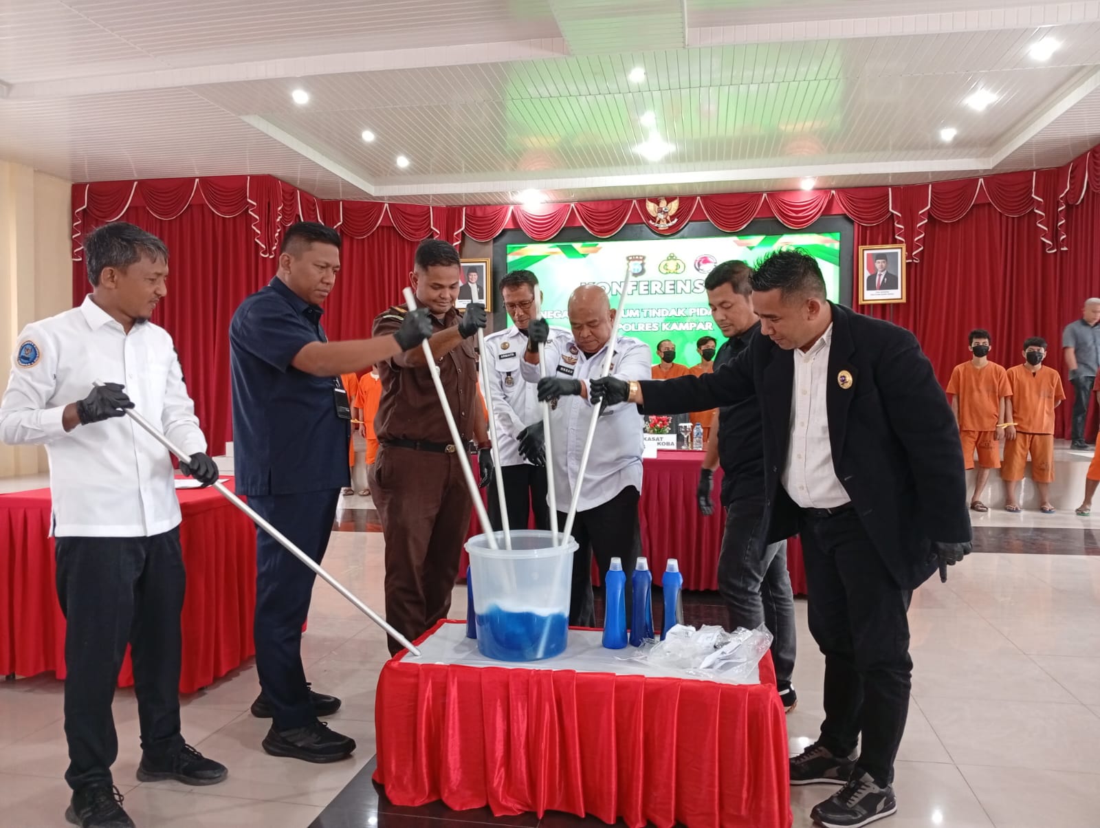 Komitmen Berantas Narkoba, Polres Kampar Hancurkan Barang Bukti Seberat 1,2 Kg Sabu
