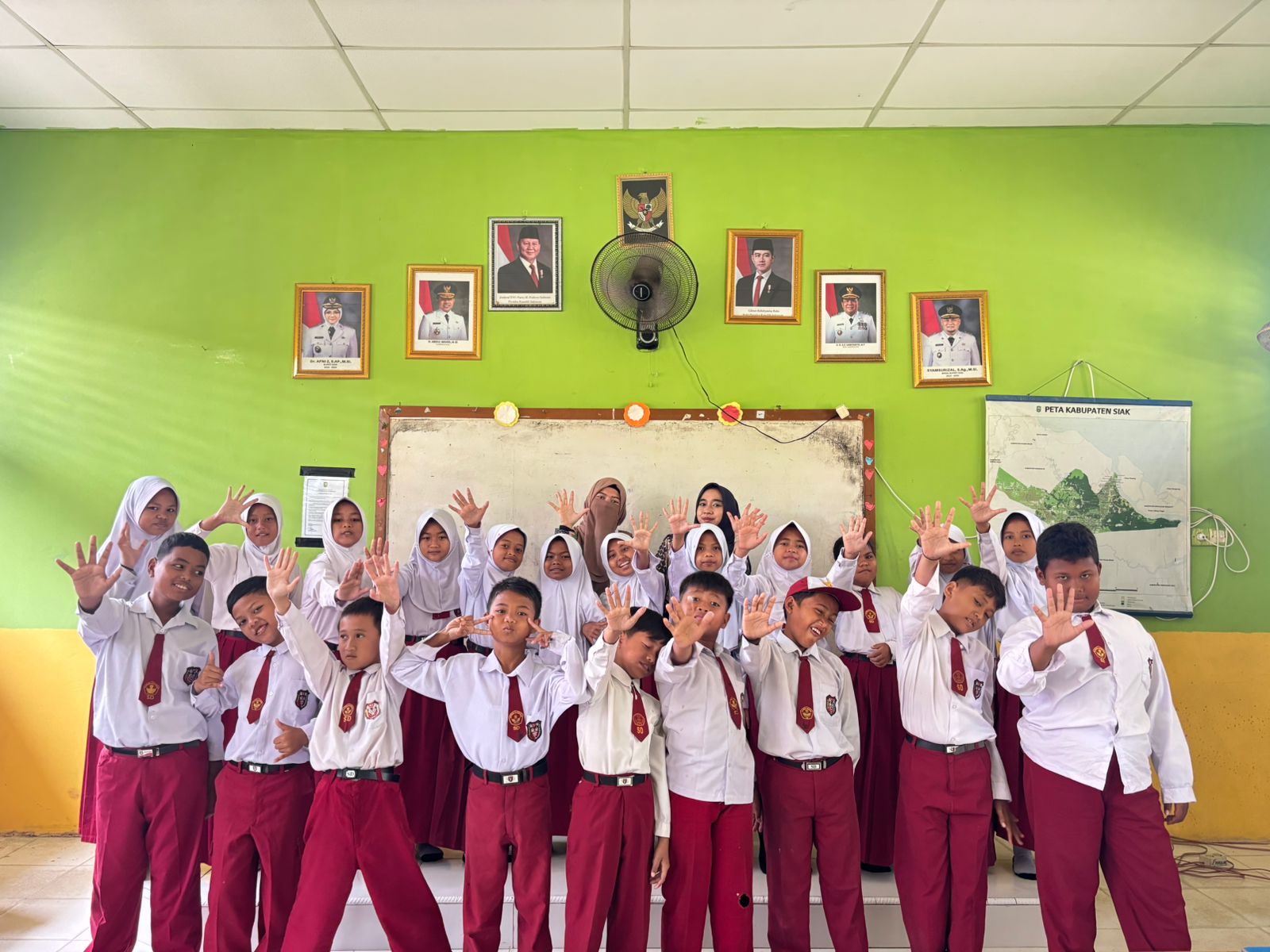 Mahasiswa KKN Universitas Abdurrab Hadirkan Inovasi dan Edukasi untuk Masyarakat Rawang Kao