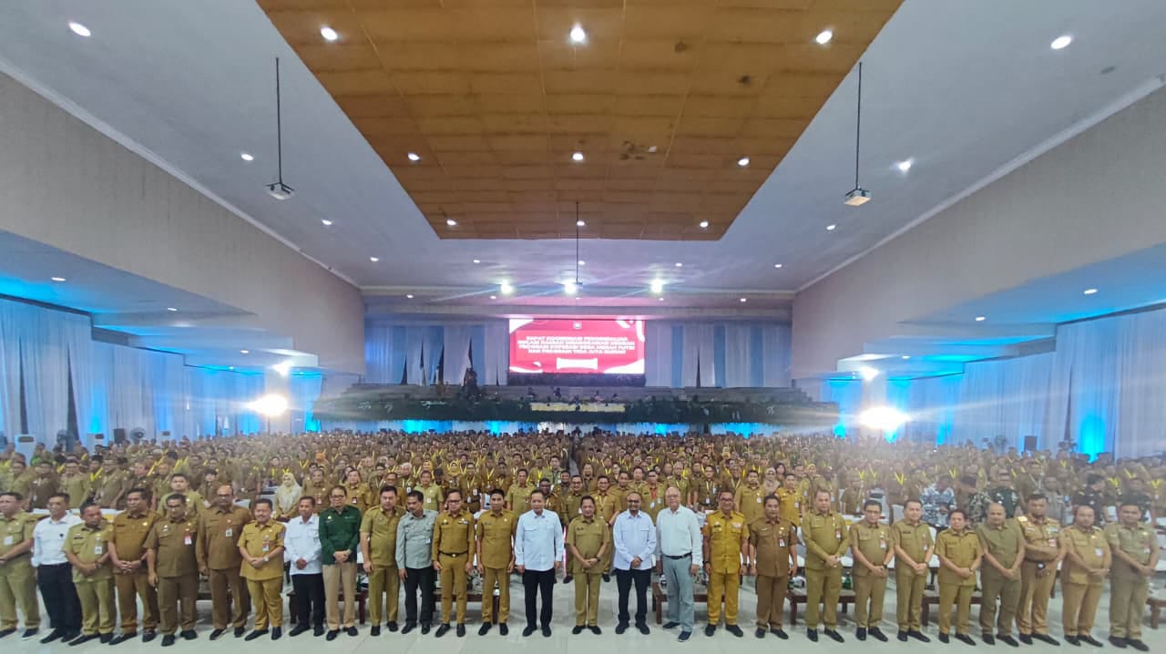 Sekda Kampar Ikuti Rakor Sinkronisasi Program dan Kegiatan Tahun 2025 di IPDN Jatinangor