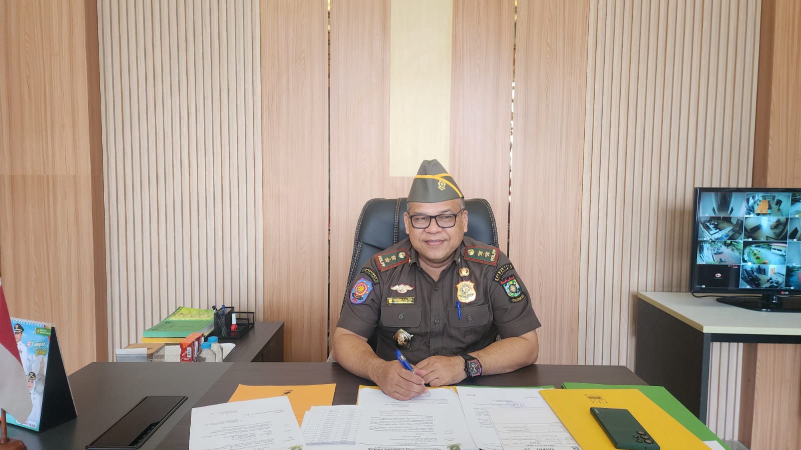 Satpol PP Kampar Tertibkan Siswa Bolos Saat Jam Belajar