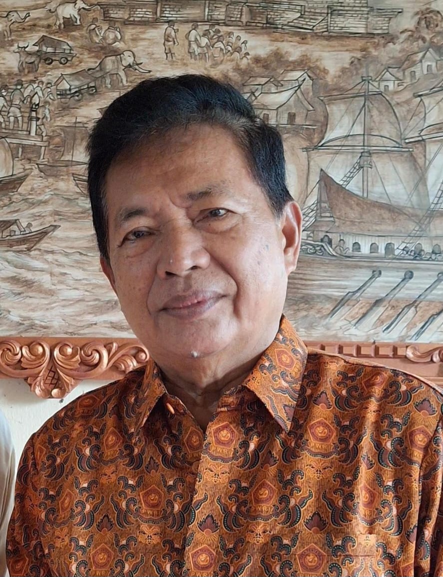 Abdul Latif Hasym Tokoh Pendidikan Soroti Ketua PGRI Kampar yang Rangkap Jabatan