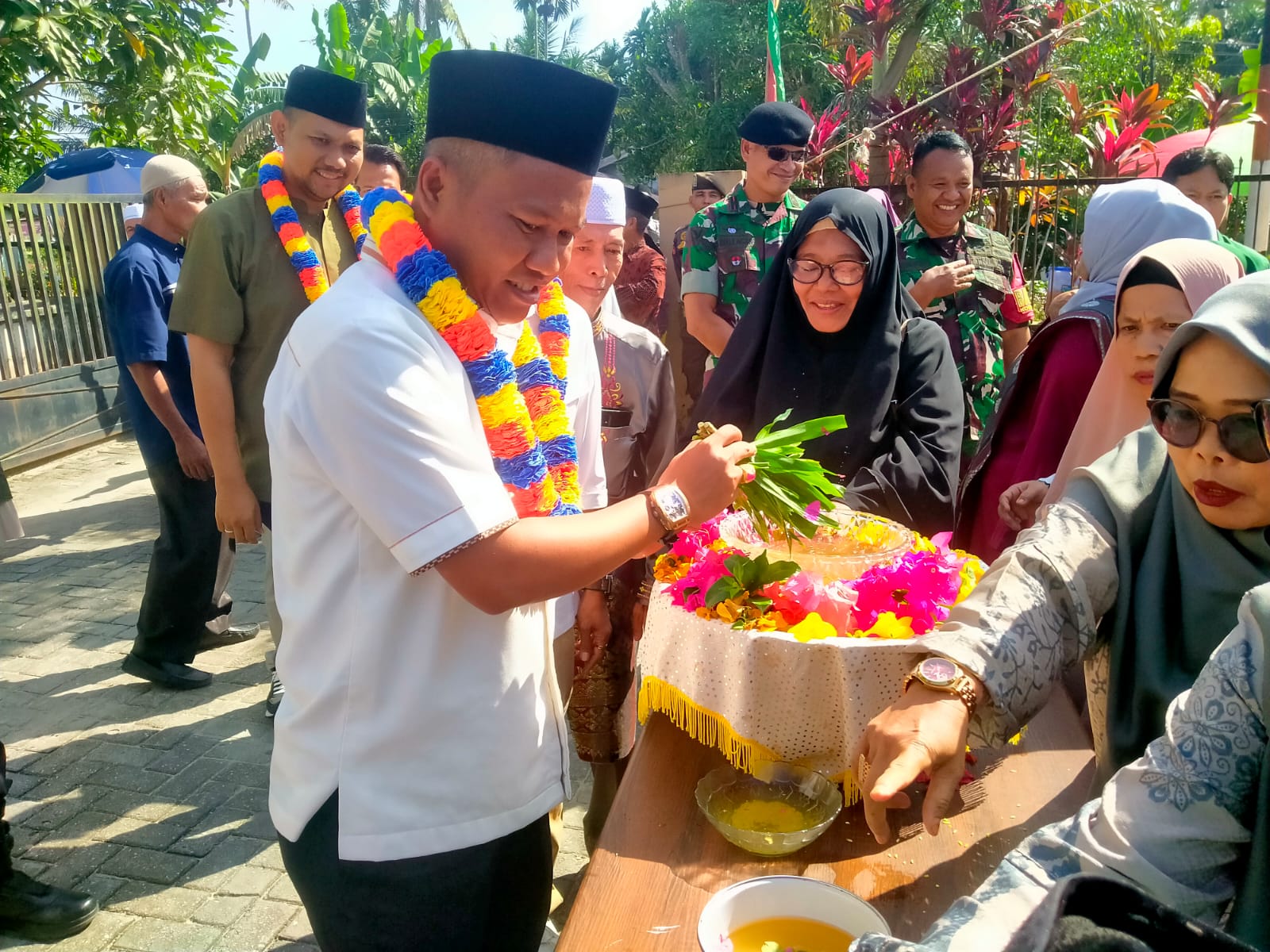 Sambut Ramadhan, Hendri Domo Ikut Santuni Anak Yatim di Desa Baru
