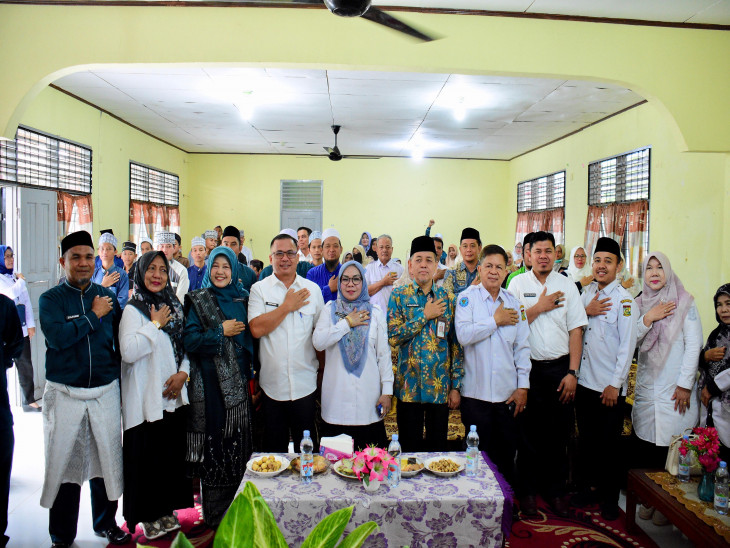 Bersama Disdikpora, Wabup Kampar Launching Smart TV SKB dan Buka Penyuluhan Narkoba