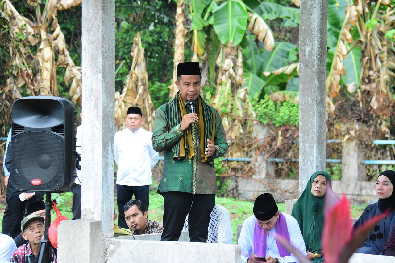 Tradisi Ghayo Onam di Bangkinang, Bupati Kampar Ziarah ke 15 Makam Bersama Sekda Riau