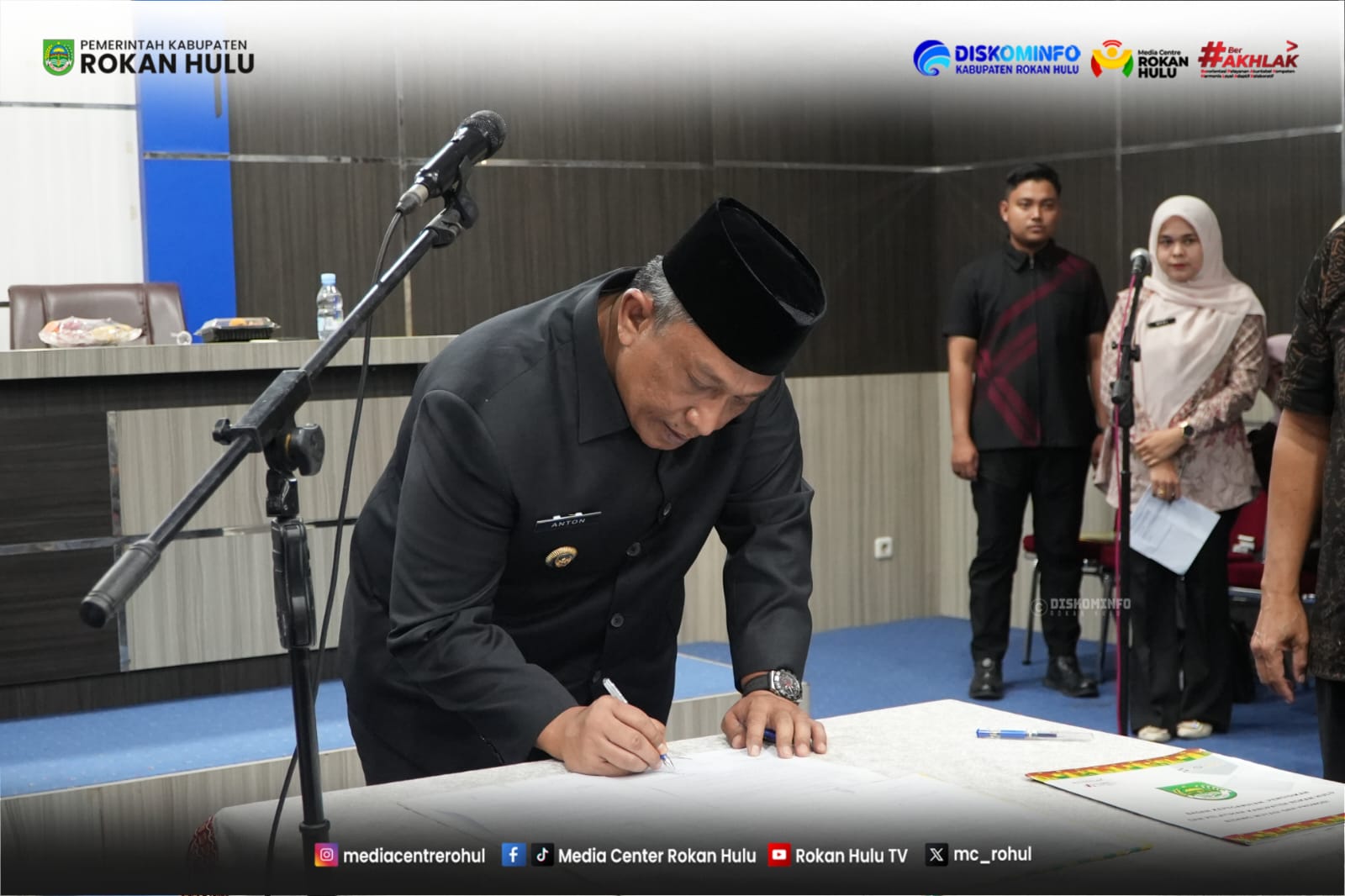 Bupati Lantik Pejabat Eselon di Rohul: Posisi Sekda Rohul Sementara Akan Ditunjuk PLH